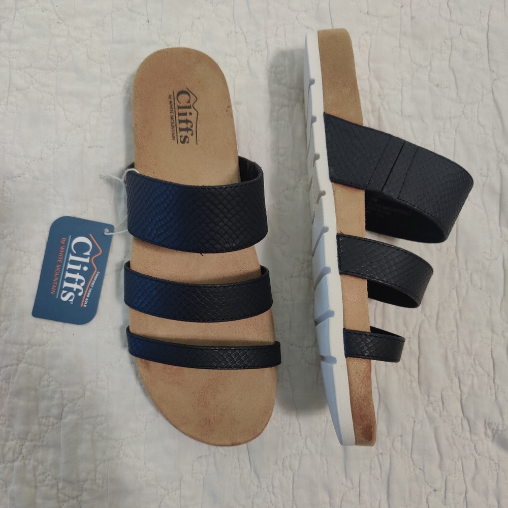 Cliffs by White Mountain Sandals